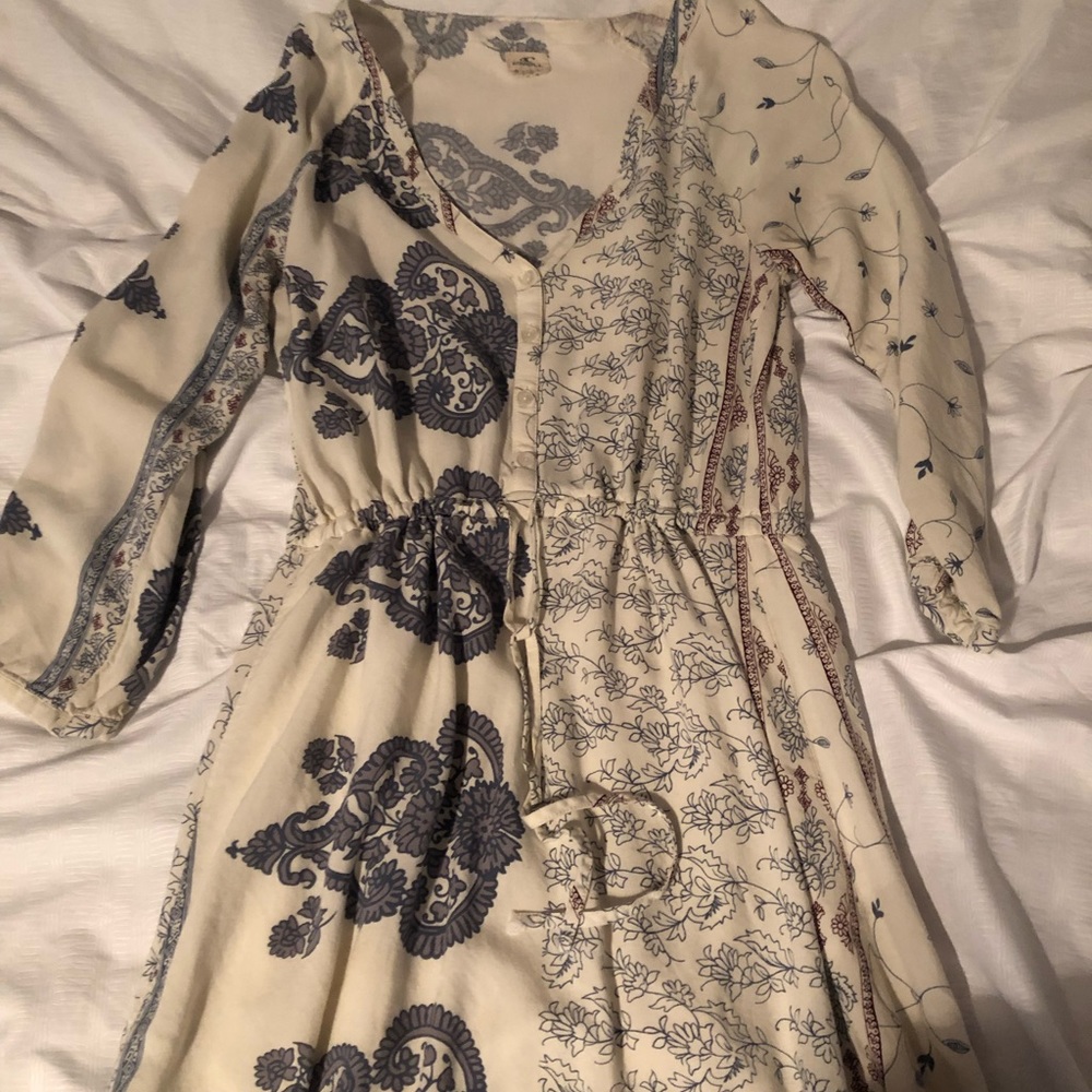 short beachy dress from o’neill